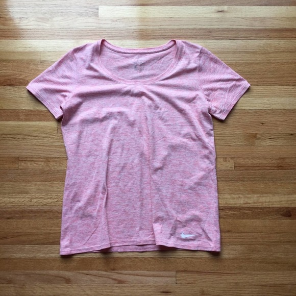 Nike Dri Fit Contour Training Top, NWOT - Picture 1 of 4